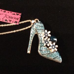 Betsey Johnson necklace